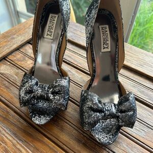 Badgley Mischka BRAND NEW in BOX